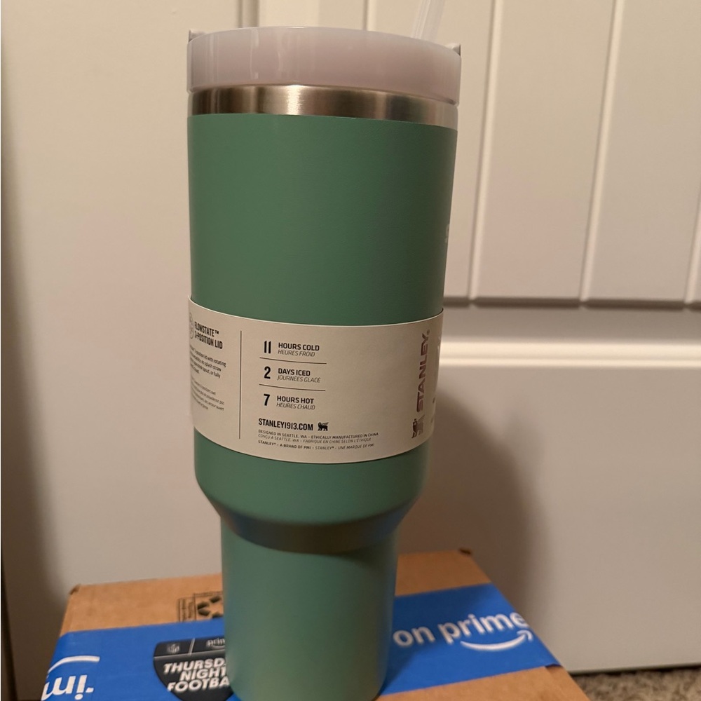 STANLEY 40 oz TUMBLER - NEW Adventure Quencher eucalyptus green cup - Picture 2 of 4